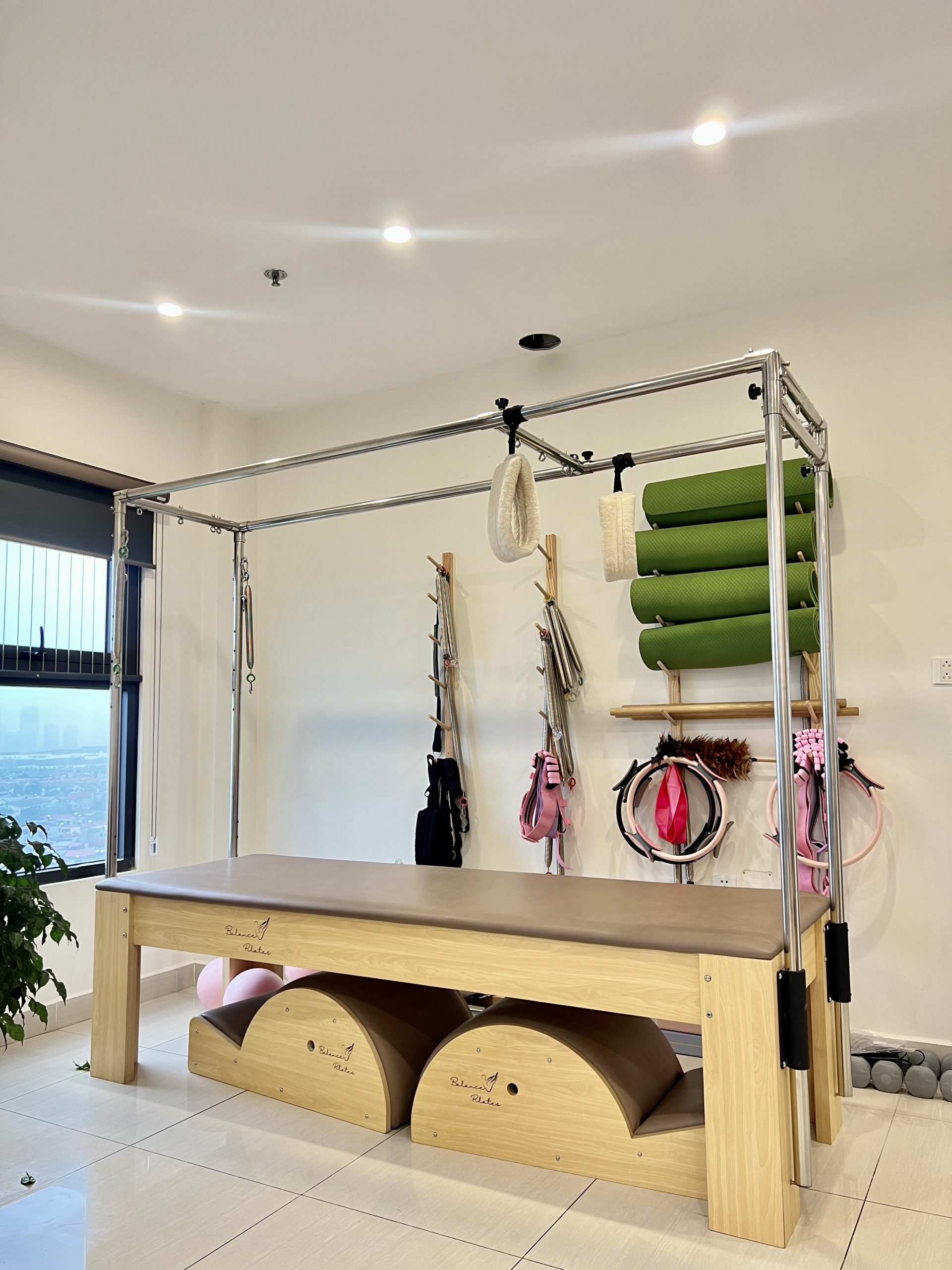 Máy tập Pilates Spine Corrector