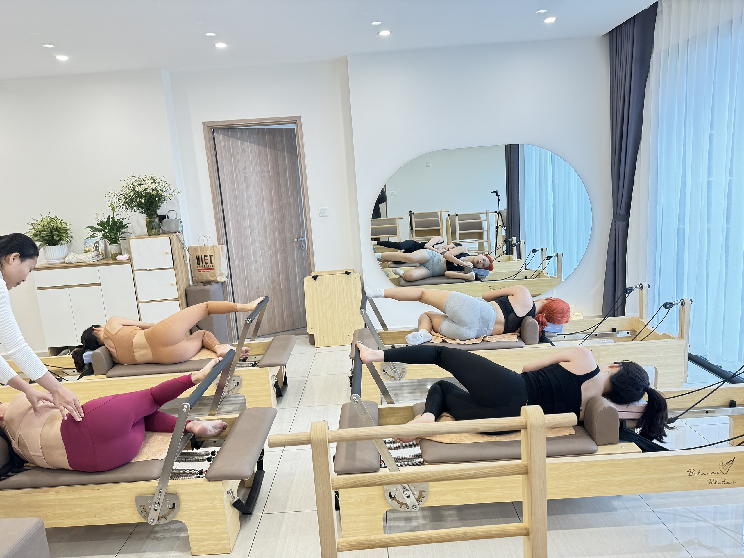 Phòng Tập Pilates Tại Hà Nội: Lối Sống Cân Bằng và Sức Khỏe Đỉnh Cao