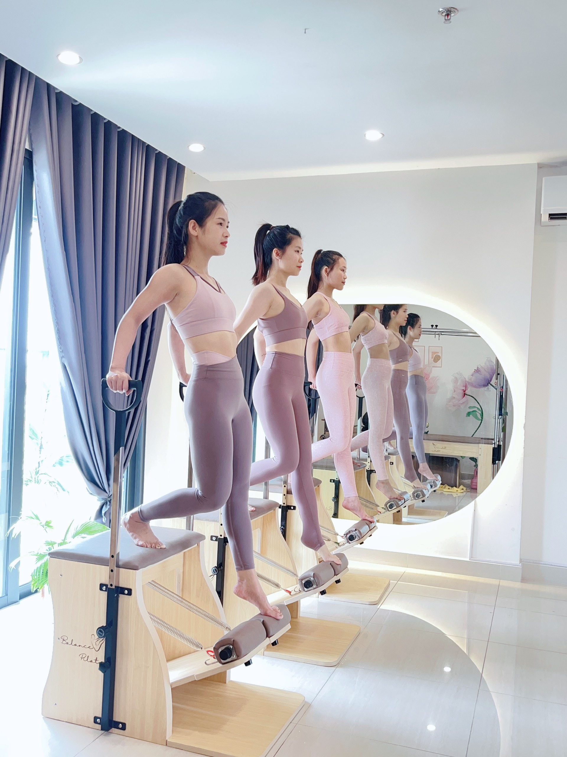 Phòng Tập Pilates Tại Hà Nội: Lối Sống Cân Bằng và Sức Khỏe Đỉnh Cao